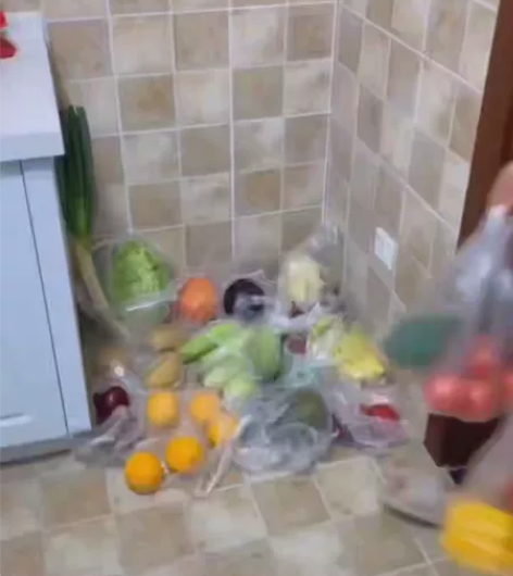 （厂家清理库存）厨房菜篮子置物架落地多层蔬...