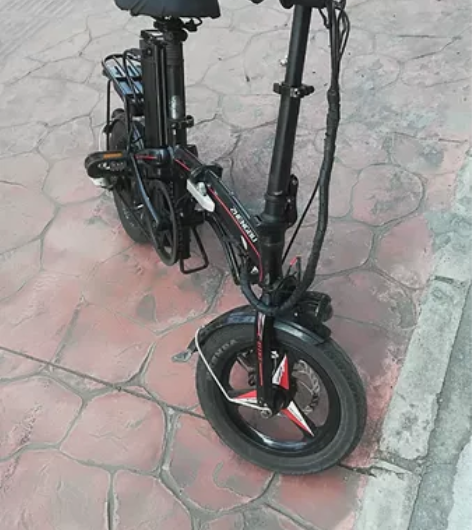 正步代驾车，车子好开，后轮油刹，续航100...