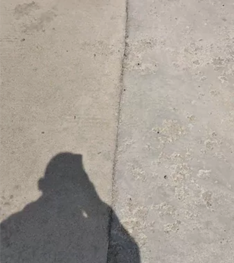 平横车200元自提，一口价。好用带充电器。...