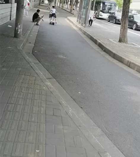 个人闲置思帝诺电动代步车，不用上牌，不要问...