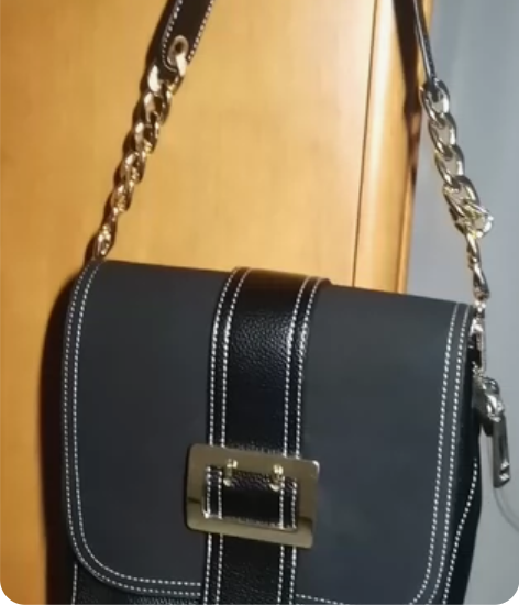 买来没背过，包包太多排不上号 照片上的是短...