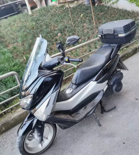 立雅牌150排量，新车6800，里程码表不...