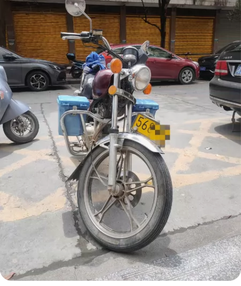 铃木太子125全原装，刚换没多久的两条新轮...