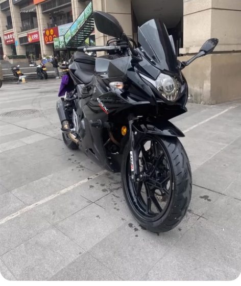 出21年铃木GSX250 开十年开不会的发...
