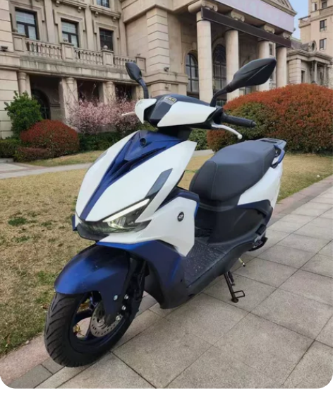QJ MOTO鸿125全LED大灯，前面板...