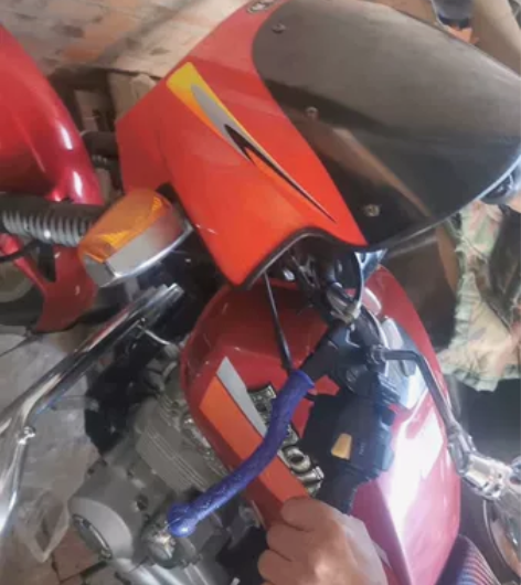 豪爵银豹125摩托车，夏天钓鱼神器，有需要...