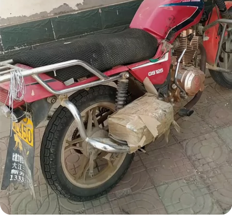 本人出售一辆破豪爵摩托车，自己改的新机器2...