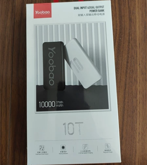 Yoobao羽博充电宝，10000毫安快充...