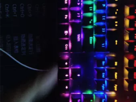 自用雷柏（Rapoo） V500PRO 机...