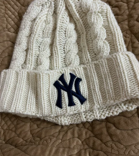 MLB毛线帽子。正品400左右买的，就带了...