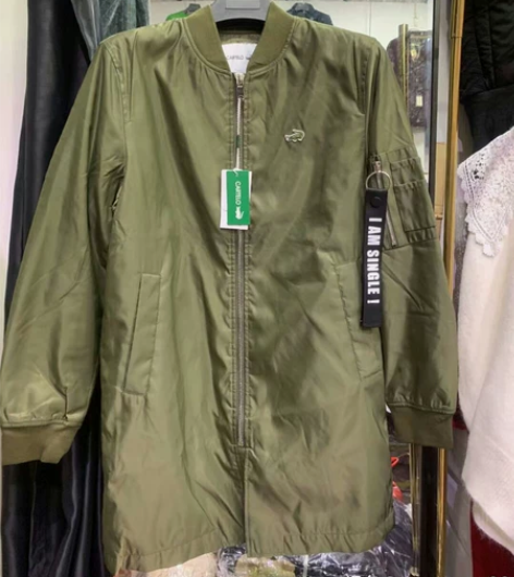 卡帝乐鳄鱼的男款棉服45件，货号9383，...