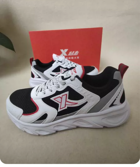 特步男童 感兴趣的话点“我想要”和我私聊吧...