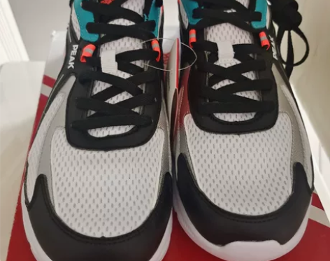 匹克运动跑鞋 40码  商品一经售出，不退...