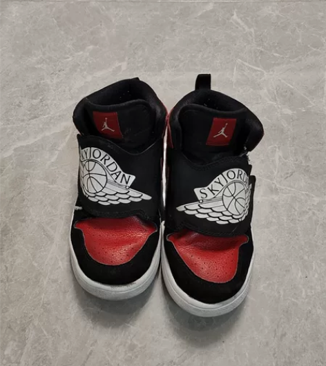 乔丹儿童运动鞋 正品 好看的儿童鞋 32内...