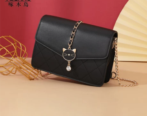 啄木鸟包包2021新款时尚潮包包女冬季斜挎...