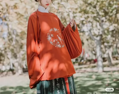 金钗记，晚来秋M码，包邮70r，加绒的，内...