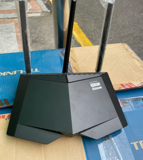 腾达AC18 双频千兆无线路由器 9成新 ...