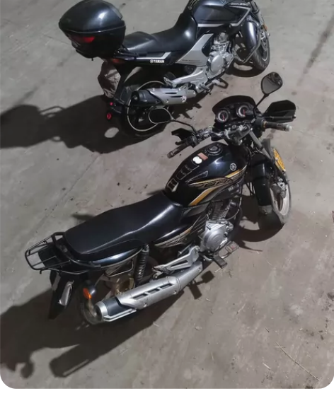 雅马哈天剑125纪念版，13年的车.手续齐...
