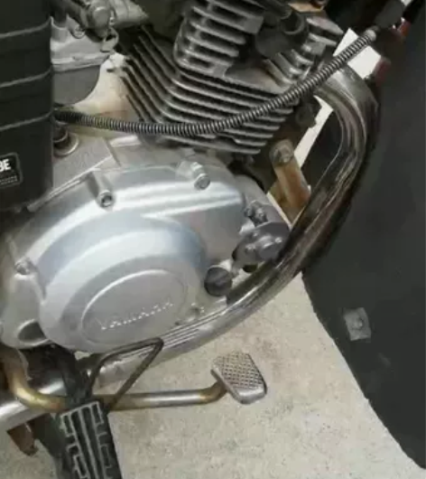 雅马哈天剑125，YAMAHA YBR12...