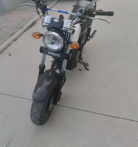 15年狒狒125行驶1万多公里，审车到5月...