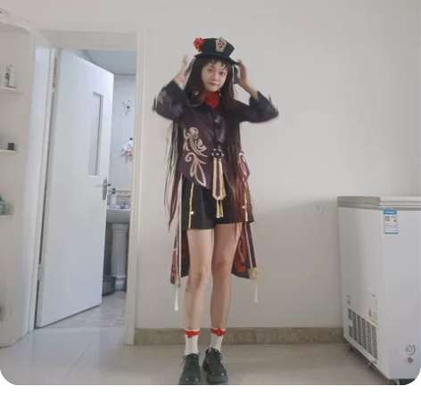 胡桃cos全套  没有鞋 没有袜子 呢个红...