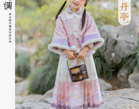 【爆款返单】桃花调马面裙女童汉服国风拜年服...