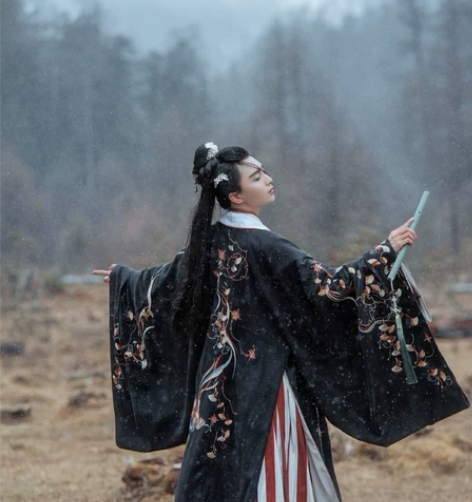 汉尚华莲汉服乌夜啼披风，长生殿 一整套M码...