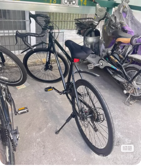 永久自行车原价六百多 没骑过，个子矮了，骑...