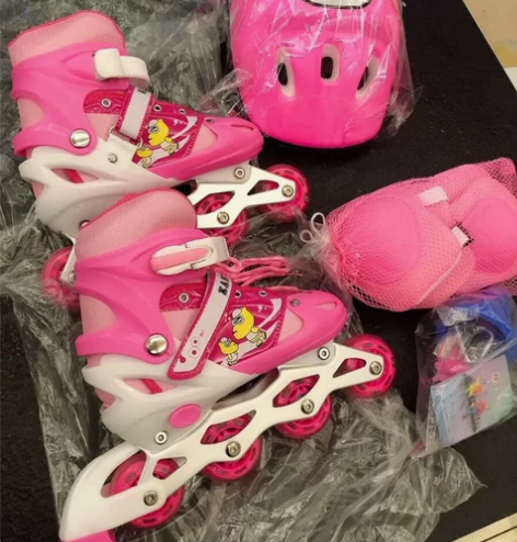 ［低价处理］滑冰场倒闭处理 儿童溜冰鞋全套...