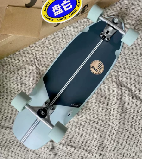 白菜价出！急出滑板初学者专业板大鱼板陆地冲...