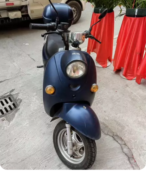 雅迪电动车,二手电动车,8成新,有充电器,...