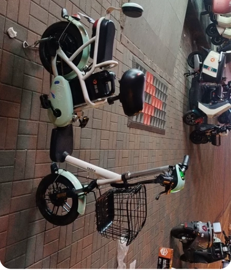 雅迪二手电动车锂电池48-12有意者联系我...