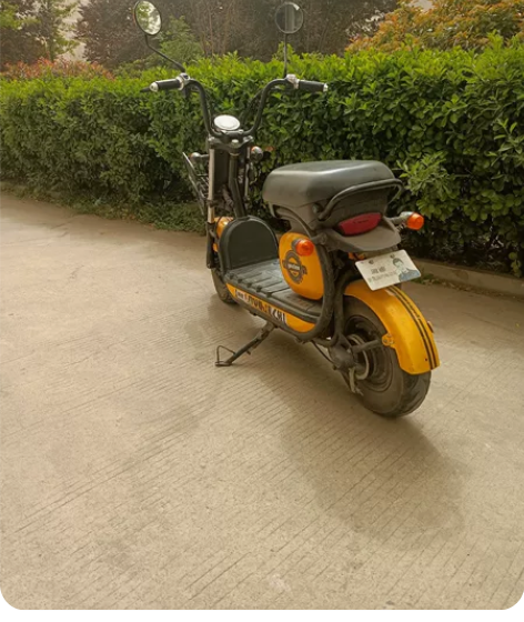 雅迪电动车 9成新   电池还能跑30里左...