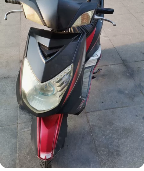 新日电动车,前后碟刹,续航三四十公里,巩义...