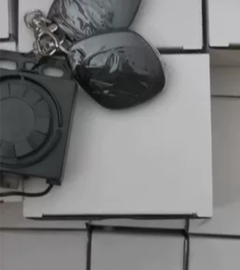 清仓处理全新雅迪原厂专用48-72V电动两...