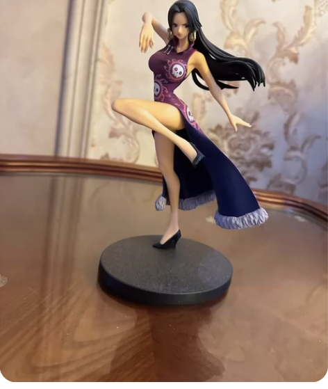 女帝手办，无盒无损仅摆放，80出可小刀 感...