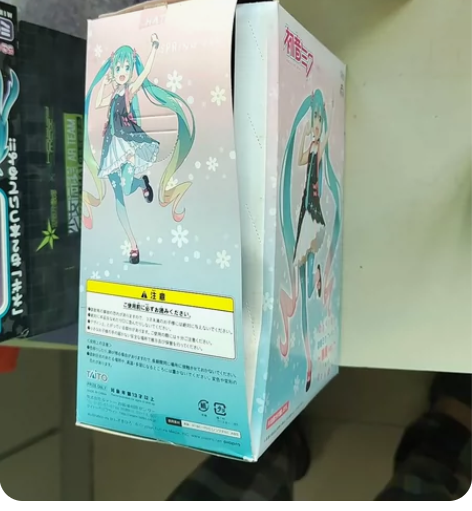 taito春服初音，能接受盒损就拍，盒子开...