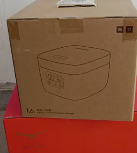 米家小饭煲，全新未使用  某多210多 感...