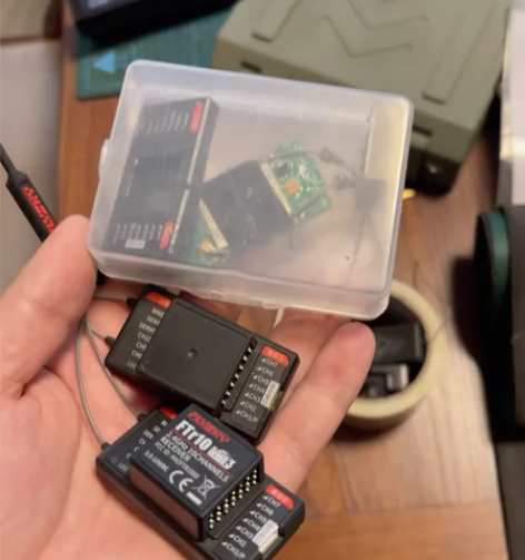 富斯接收机ftr10功能完好！一个几乎全新...