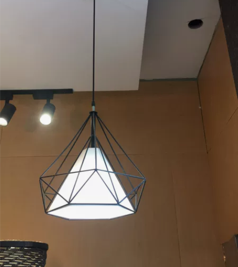 创意简约餐厅钻石吊灯 品牌：亮九洲 适用空...