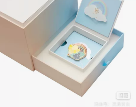 【光遇三周年礼盒】彩虹徽章 可小刀  NF...