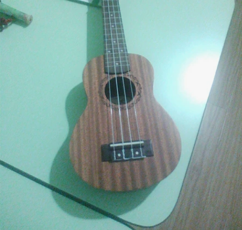 尤克里里，全新，21 寸，带包，送调音器，...