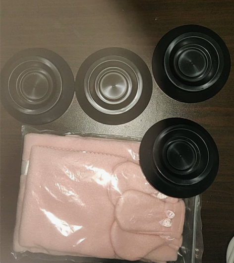 钢琴配件四件套，脚垫，防尘尼，擦尘布，琴凳...