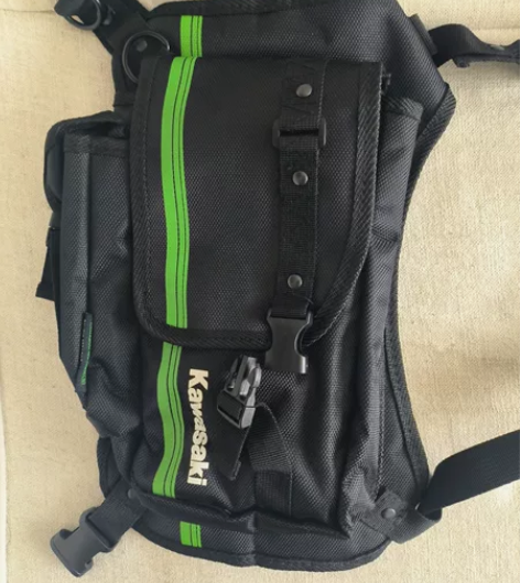 川崎原厂摩托腿包 全新未使用全新¥215