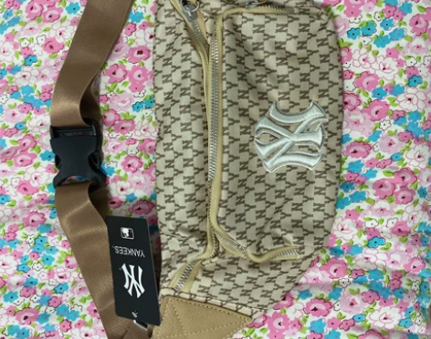 MLB 腰包 别人送的，全新，不适合自己