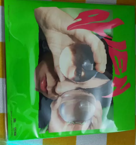 焦迈奇二专黑胶唱片 感兴趣的话点“我想要”...