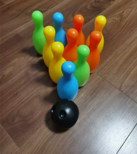 保龄球玩具，塑料，九成新～ 感兴趣的话点“...