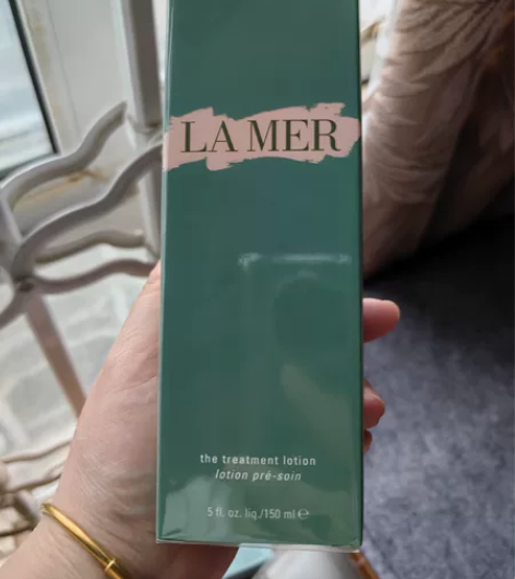 ?lamer海蓝之谜精粹水，购于银泰百货，...