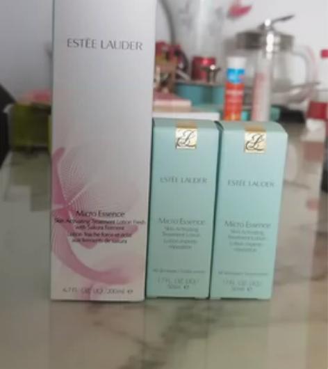 雅诗兰黛樱花微精华露，全新未拆封，买200...