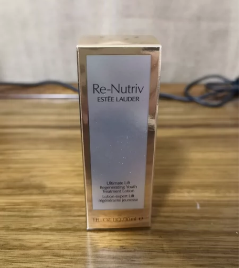 雅诗兰黛白金级花菁萃紧颜精华水 30ml ...